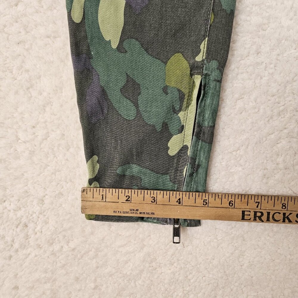 CAbi Jeans Women's Size 2 Camo Green Skinny Ankle Zippers Military Outdoors - Picture 9 of 15